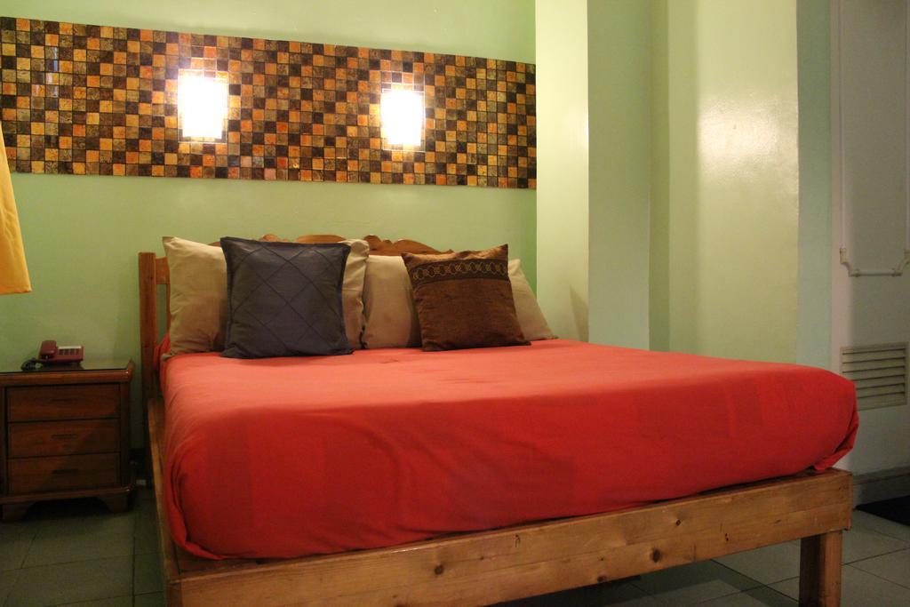 Hotel Makati International Inns