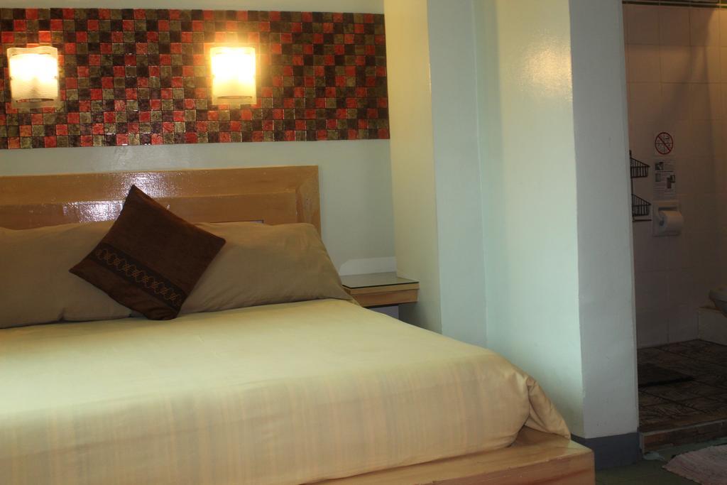 Makati International Inns 3*